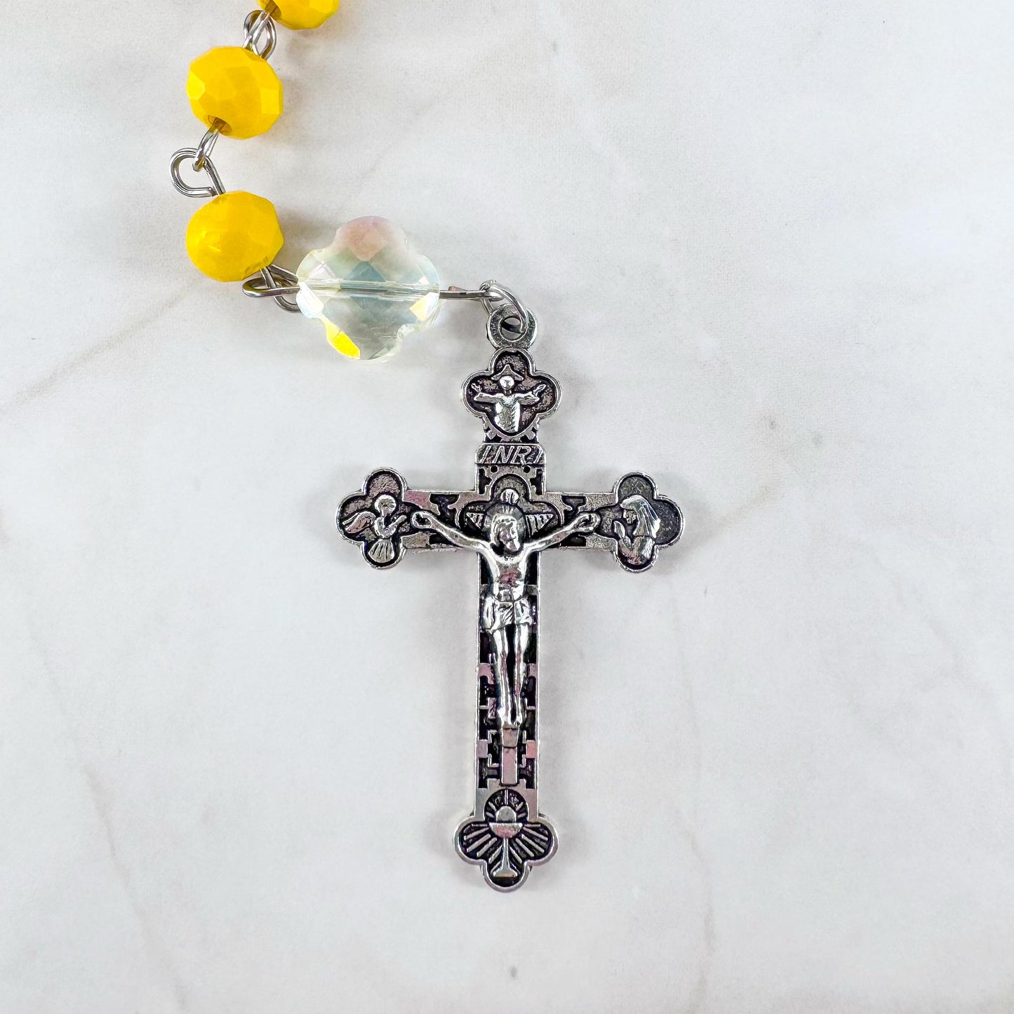 Catholic Rosary Gift Set – Yellow Crystal Beads, Miraculous Medal Centerpiece with Matching Four-Way Medal Marker, RCIA Gifts for Adults